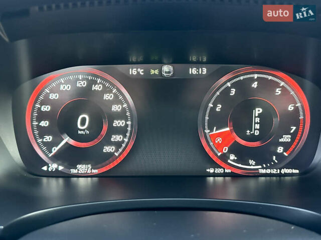 Чорний Вольво S90, об'ємом двигуна 1.97 л та пробігом 95 тис. км за 26900 $, фото 13 на Automoto.ua