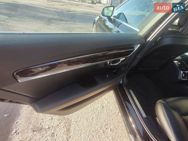 Черный Вольво С90, объемом двигателя 1.97 л и пробегом 105 тыс. км за 22900 $, фото 17 на Automoto.ua