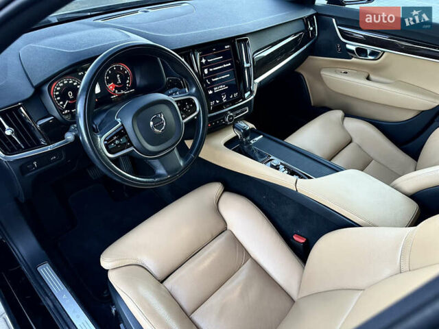 Чорний Вольво S90, об'ємом двигуна 1.97 л та пробігом 95 тис. км за 26900 $, фото 9 на Automoto.ua