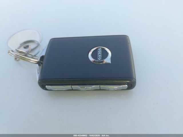 Черный Вольво С90, объемом двигателя 2 л и пробегом 64 тыс. км за 7000 $, фото 10 на Automoto.ua