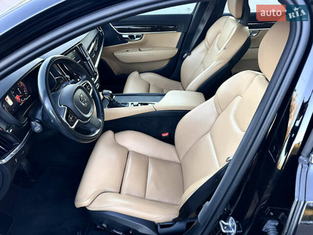 Чорний Вольво S90, об'ємом двигуна 1.97 л та пробігом 95 тис. км за 26900 $, фото 10 на Automoto.ua