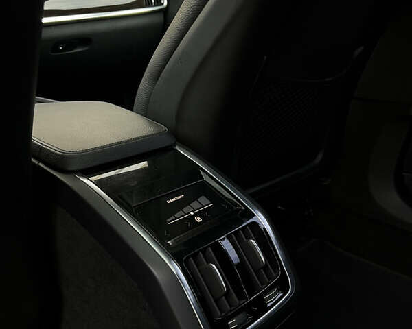 Черный Вольво С90, объемом двигателя 1.97 л и пробегом 144 тыс. км за 22900 $, фото 35 на Automoto.ua