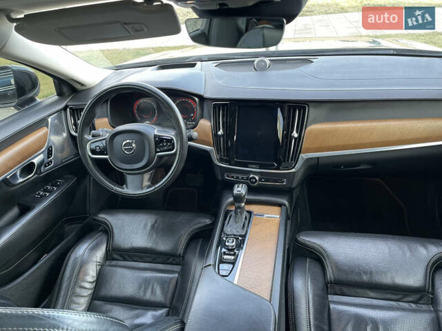 Чорний Вольво S90, об'ємом двигуна 1.97 л та пробігом 171 тис. км за 26900 $, фото 10 на Automoto.ua