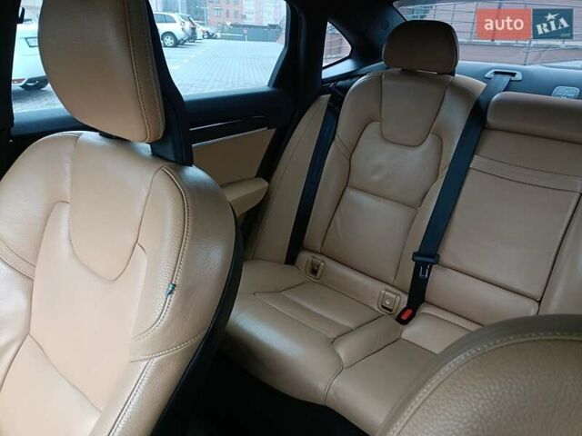 Черный Вольво С90, объемом двигателя 2 л и пробегом 120 тыс. км за 21500 $, фото 10 на Automoto.ua