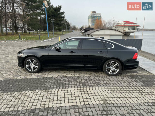Черный Вольво С90, объемом двигателя 1.97 л и пробегом 140 тыс. км за 25299 $, фото 10 на Automoto.ua