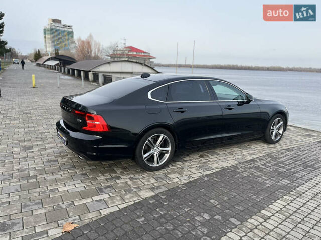 Черный Вольво С90, объемом двигателя 1.97 л и пробегом 140 тыс. км за 25299 $, фото 18 на Automoto.ua