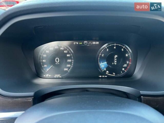 Вольво С90 2018 в Киеве на Automoto.ua Черный Вольво С90, объемом двигателя 1.97 л и пробегом 357 тыс. км за 21700 $, фото 19 на Automoto.ua