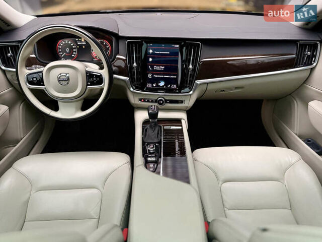 Чорний Вольво S90, об'ємом двигуна 2 л та пробігом 124 тис. км за 27000 $, фото 23 на Automoto.ua