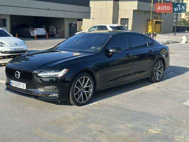 Черный Вольво С90, объемом двигателя 1.97 л и пробегом 137 тыс. км за 26500 $, фото 7 на Automoto.ua