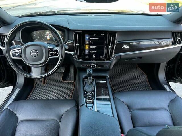 Вольво С90 2018 в Киеве на Automoto.ua Черный Вольво С90, объемом двигателя 1.97 л и пробегом 357 тыс. км за 21700 $, фото 18 на Automoto.ua