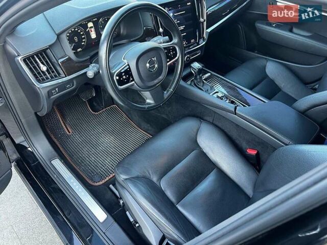 Вольво С90 2018 в Киеве на Automoto.ua Черный Вольво С90, объемом двигателя 1.97 л и пробегом 357 тыс. км за 21700 $, фото 10 на Automoto.ua