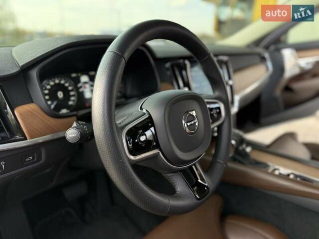 Вольво С90 2018 в Днепре (Днепропетровске) на Automoto.ua Черный Вольво С90, объемом двигателя 1.97 л и пробегом 60 тыс. км за 34999 $, фото 19 на Automoto.ua