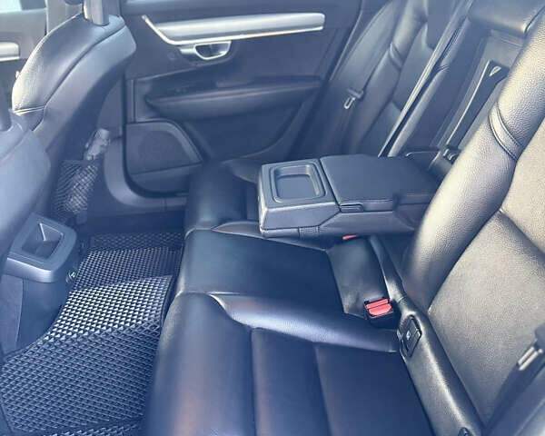 Вольво С90 2018 в Дрогобыче на Automoto.ua Черный Вольво С90, объемом двигателя 2 л и пробегом 165 тыс. км за 25999 $, фото 21 на Automoto.ua