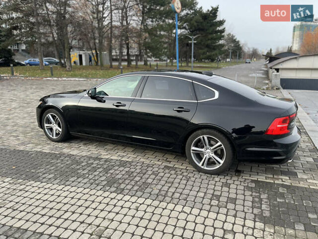 Черный Вольво С90, объемом двигателя 1.97 л и пробегом 140 тыс. км за 25299 $, фото 11 на Automoto.ua
