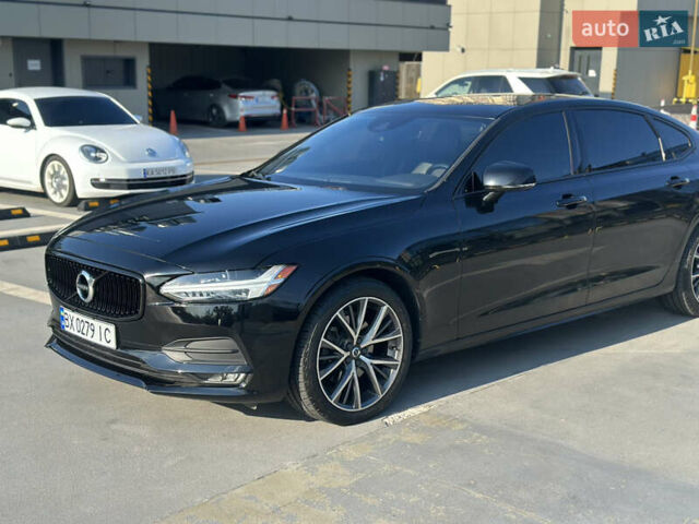 Черный Вольво С90, объемом двигателя 1.97 л и пробегом 137 тыс. км за 26500 $, фото 8 на Automoto.ua