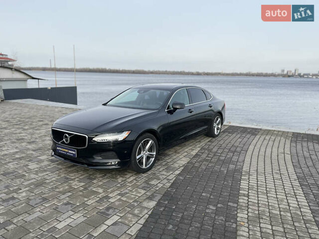 Черный Вольво С90, объемом двигателя 1.97 л и пробегом 140 тыс. км за 25299 $, фото 8 на Automoto.ua