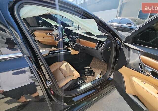 Черный Вольво С90, объемом двигателя 2 л и пробегом 88 тыс. км за 16900 $, фото 20 на Automoto.ua