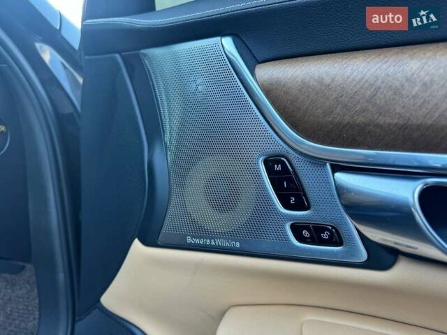 Черный Вольво С90, объемом двигателя 2 л и пробегом 88 тыс. км за 16900 $, фото 10 на Automoto.ua