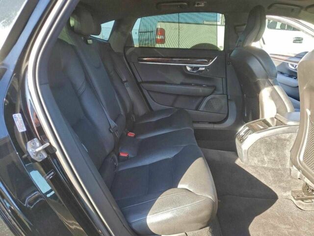 Чорний Вольво S90, об'ємом двигуна 2 л та пробігом 135 тис. км за 7800 $, фото 9 на Automoto.ua