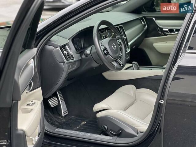 Черный Вольво С90, объемом двигателя 2 л и пробегом 73 тыс. км за 33500 $, фото 9 на Automoto.ua