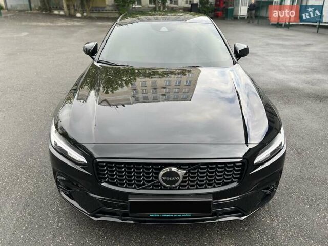 Черный Вольво С90, объемом двигателя 2 л и пробегом 73 тыс. км за 33500 $, фото 4 на Automoto.ua