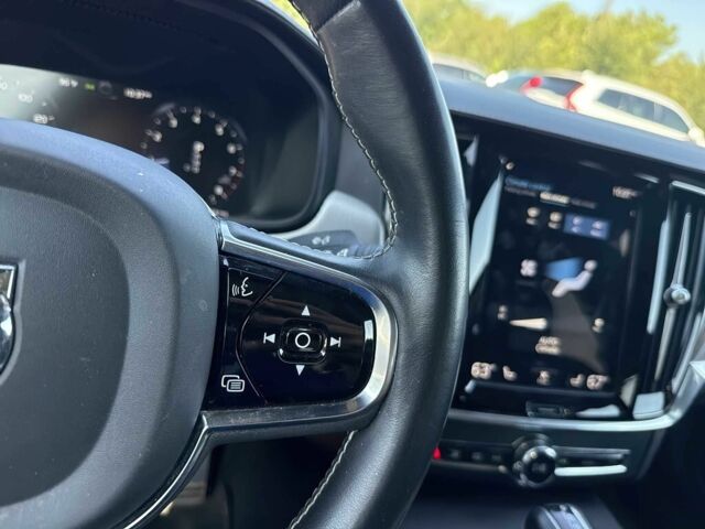 Чорний Вольво S90, об'ємом двигуна 2 л та пробігом 34 тис. км за 7000 $, фото 13 на Automoto.ua