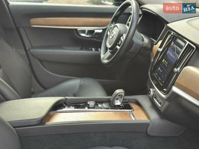 Черный Вольво С90, объемом двигателя 1.97 л и пробегом 121 тыс. км за 33490 $, фото 34 на Automoto.ua