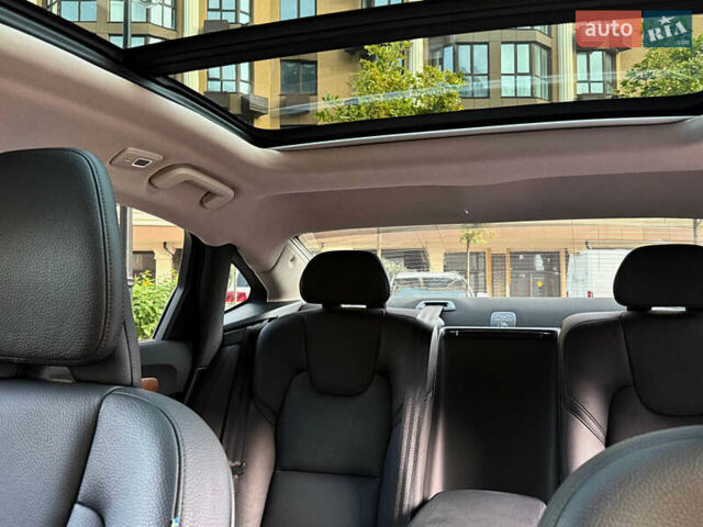 Черный Вольво С90, объемом двигателя 1.97 л и пробегом 120 тыс. км за 33990 $, фото 40 на Automoto.ua