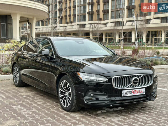 Черный Вольво С90, объемом двигателя 1.97 л и пробегом 121 тыс. км за 33490 $, фото 2 на Automoto.ua