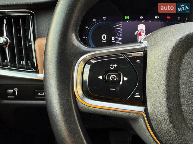 Черный Вольво С90, объемом двигателя 1.97 л и пробегом 120 тыс. км за 33990 $, фото 21 на Automoto.ua