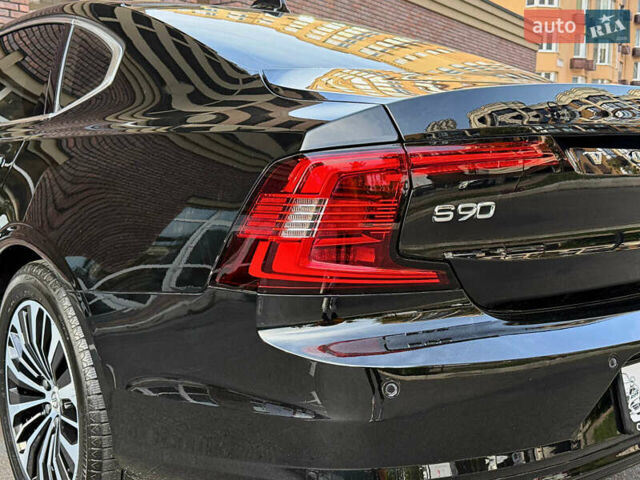 Черный Вольво С90, объемом двигателя 1.97 л и пробегом 120 тыс. км за 33990 $, фото 12 на Automoto.ua