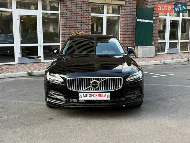 Черный Вольво С90, объемом двигателя 1.97 л и пробегом 120 тыс. км за 33990 $, фото 6 на Automoto.ua