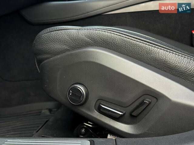 Черный Вольво С90, объемом двигателя 1.97 л и пробегом 120 тыс. км за 33990 $, фото 20 на Automoto.ua