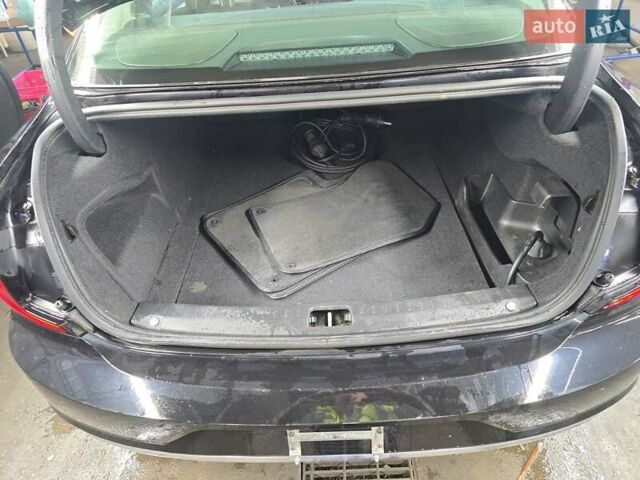 Чорний Вольво S90, об'ємом двигуна 2 л та пробігом 78 тис. км за 12000 $, фото 6 на Automoto.ua