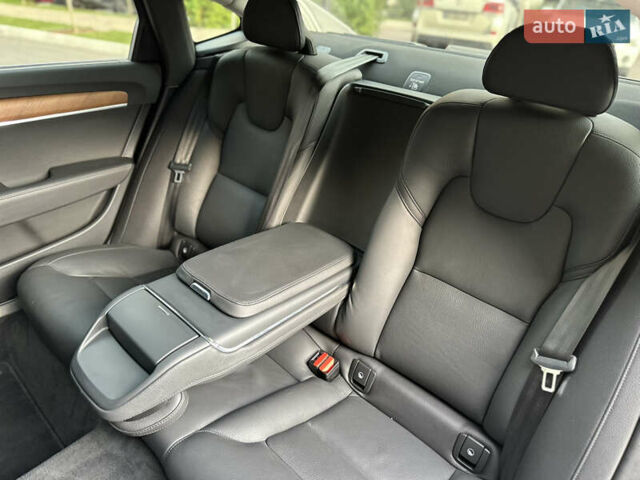 Черный Вольво С90, объемом двигателя 1.97 л и пробегом 121 тыс. км за 33490 $, фото 36 на Automoto.ua