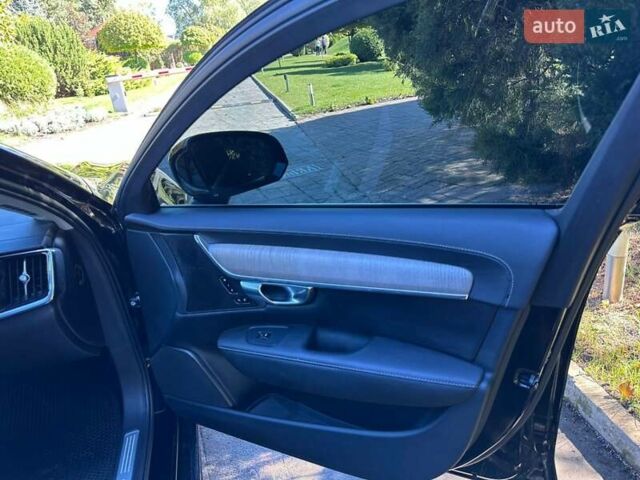Черный Вольво С90, объемом двигателя 1.97 л и пробегом 14 тыс. км за 51300 $, фото 7 на Automoto.ua