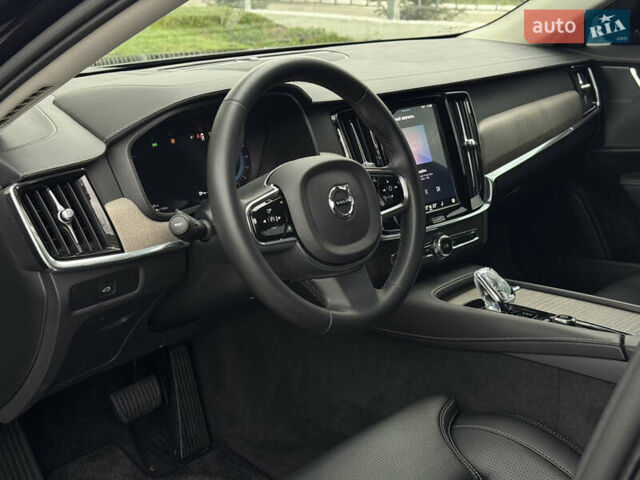 Черный Вольво С90, объемом двигателя 2 л и пробегом 19 тыс. км за 50950 $, фото 32 на Automoto.ua