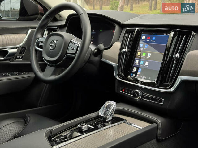 Черный Вольво С90, объемом двигателя 2 л и пробегом 19 тыс. км за 50950 $, фото 38 на Automoto.ua
