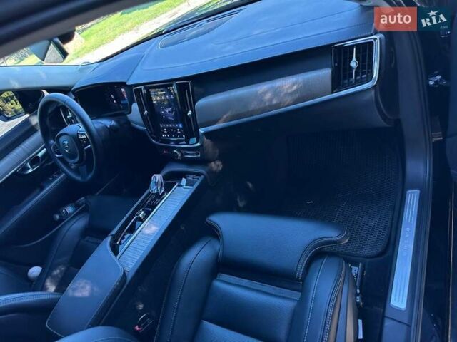 Черный Вольво С90, объемом двигателя 1.97 л и пробегом 17 тыс. км за 50500 $, фото 5 на Automoto.ua