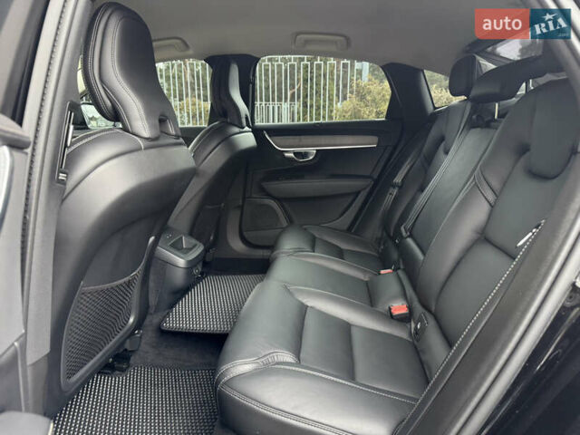 Черный Вольво С90, объемом двигателя 2 л и пробегом 19 тыс. км за 50950 $, фото 52 на Automoto.ua