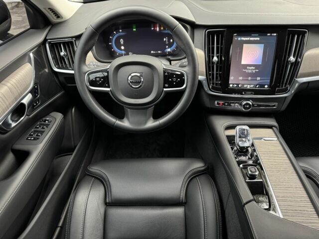 Чорний Вольво S90, об'ємом двигуна 2 л та пробігом 19 тис. км за 49950 $, фото 14 на Automoto.ua