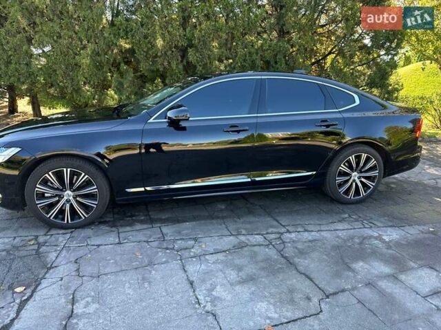 Черный Вольво С90, объемом двигателя 1.97 л и пробегом 17 тыс. км за 50500 $, фото 2 на Automoto.ua