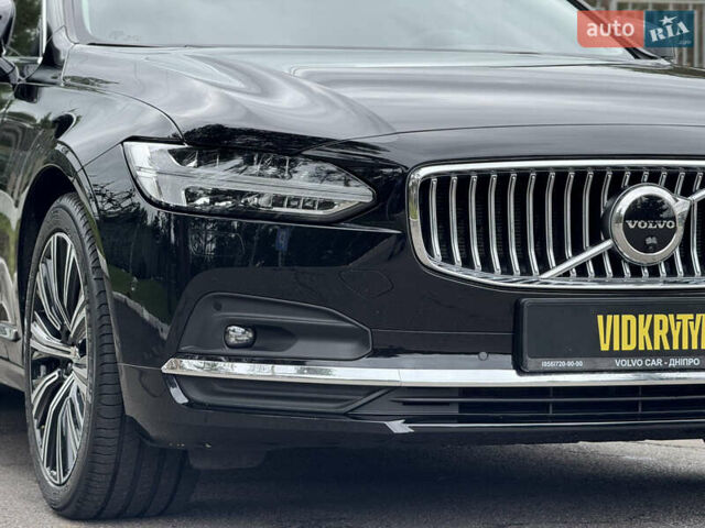 Черный Вольво С90, объемом двигателя 2 л и пробегом 19 тыс. км за 50950 $, фото 4 на Automoto.ua