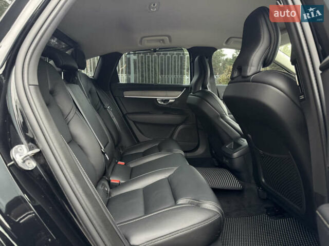 Черный Вольво С90, объемом двигателя 2 л и пробегом 19 тыс. км за 50950 $, фото 56 на Automoto.ua