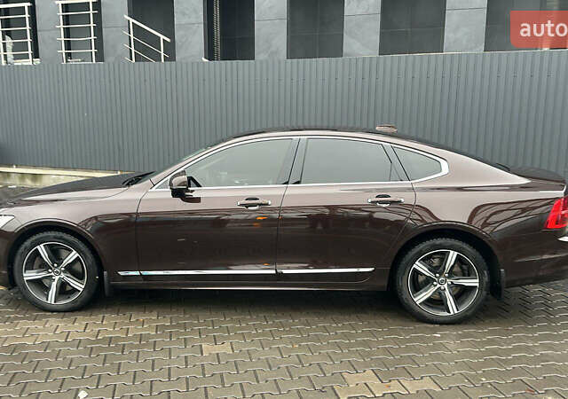 Коричневый Вольво С90, объемом двигателя 1.97 л и пробегом 120 тыс. км за 30500 $, фото 1 на Automoto.ua