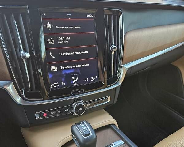 Вольво С90, объемом двигателя 2 л и пробегом 31 тыс. км за 29500 $, фото 14 на Automoto.ua