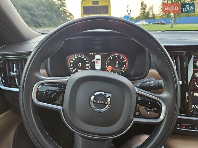 Вольво S90, об'ємом двигуна 2 л та пробігом 31 тис. км за 29900 $, фото 7 на Automoto.ua