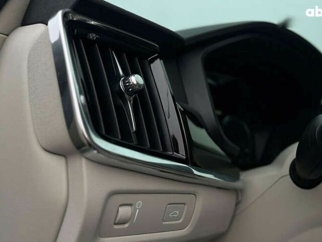 Вольво С90, объемом двигателя 2 л и пробегом 171 тыс. км за 27200 $, фото 11 на Automoto.ua