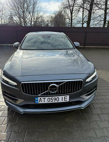 Вольво С90, объемом двигателя 1.97 л и пробегом 230 тыс. км за 18999 $, фото 4 на Automoto.ua