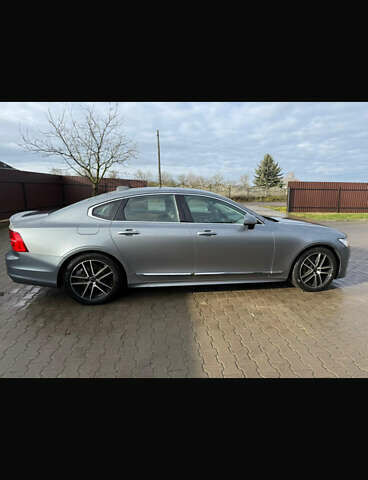 Вольво С90, объемом двигателя 1.97 л и пробегом 230 тыс. км за 18999 $, фото 2 на Automoto.ua